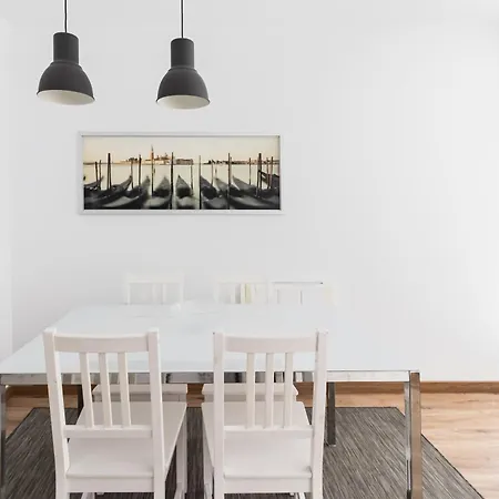 Luminoso Castros Apartman Santender